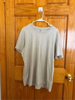 Men's Crew Neck T-Shirt in Light Gray